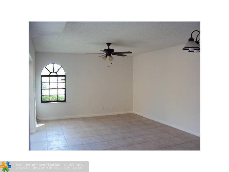 8297 Thames Blvd C, Boca Raton, FL 33433