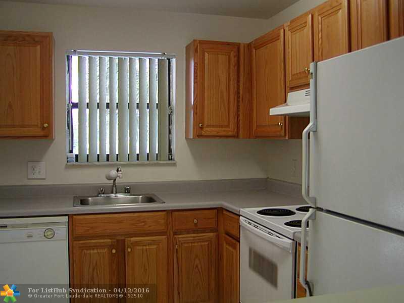 21915 LAKE FOREST CIR 204, Boca Raton, FL 33433