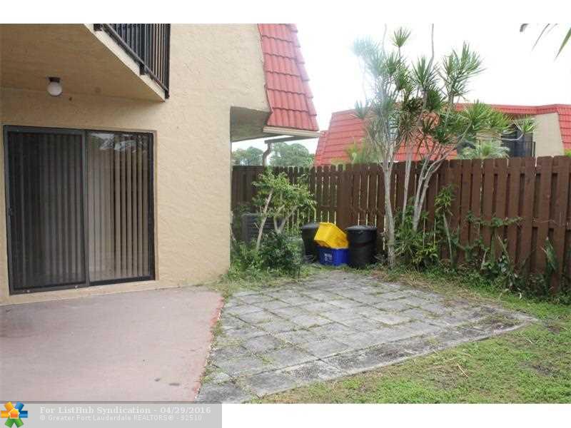 8377 Trent Ct C, Boca Raton, FL 33433