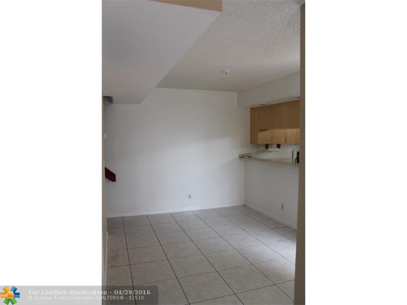 8377 Trent Ct C, Boca Raton, FL 33433