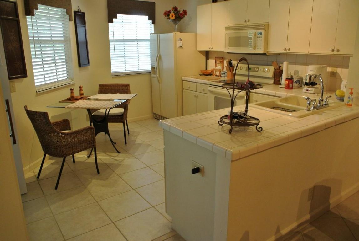 6557 Via Regina, Boca Raton, FL 33433