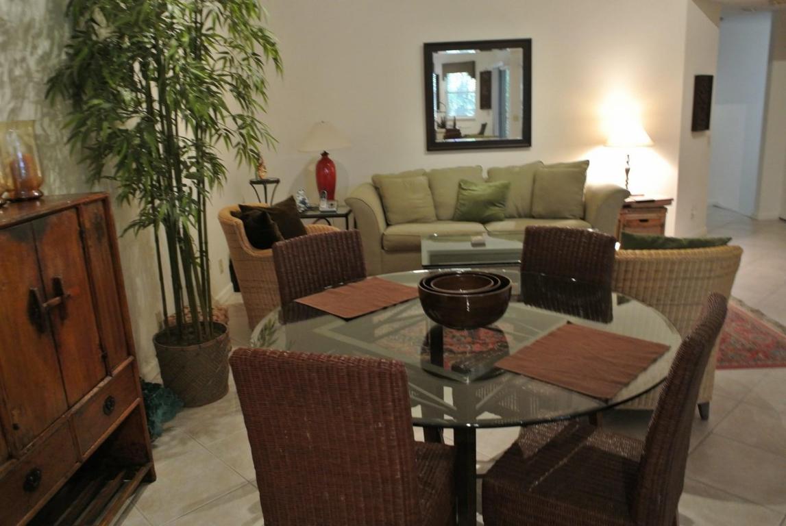 6557 Via Regina, Boca Raton, FL 33433