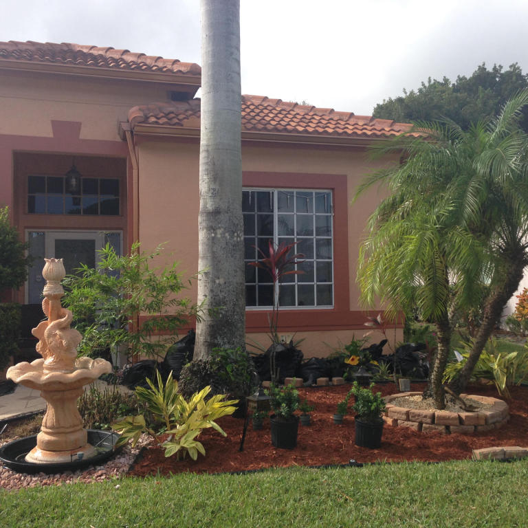 6781 Hollandaire Drive W, Boca Raton, FL 33433