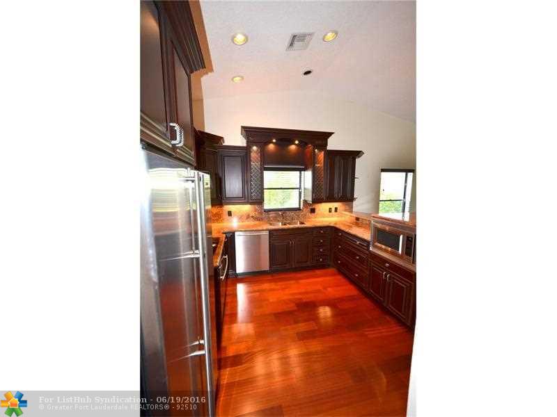 8569 Jared Way, Boca Raton, FL 33433