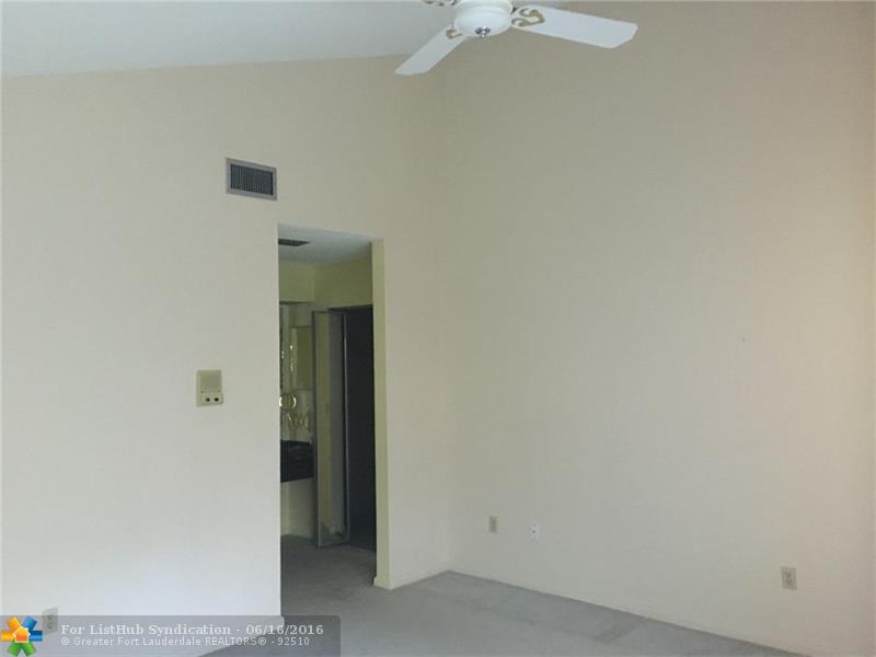 20812 Del Luna Dr 0, Boca Raton, FL 33433