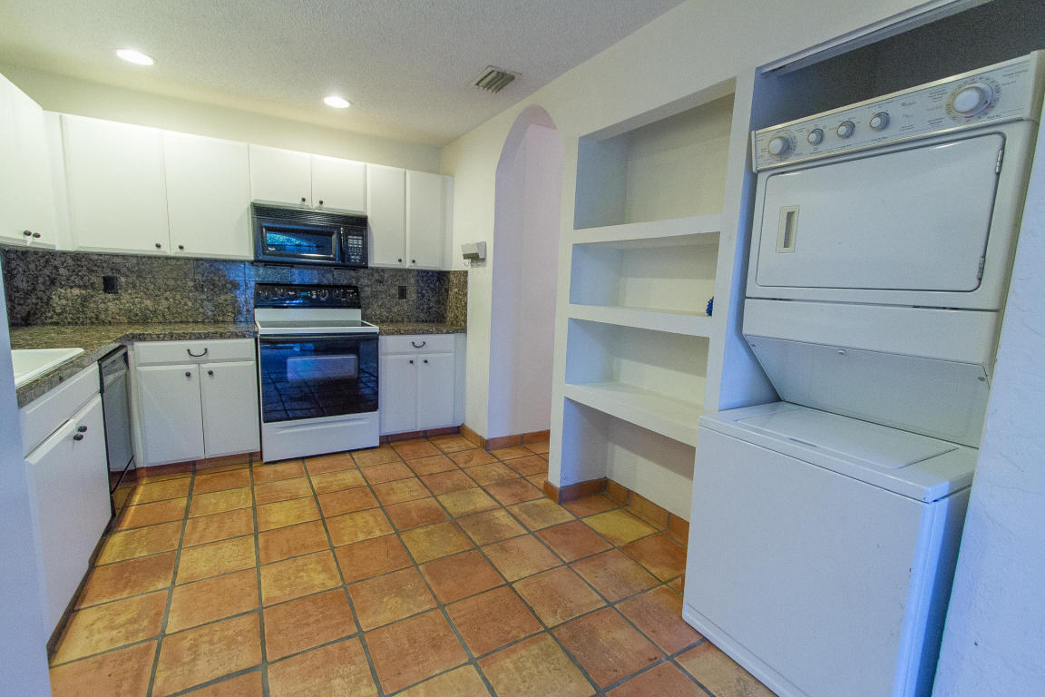 6522 Via Regina, Boca Raton, FL 33433