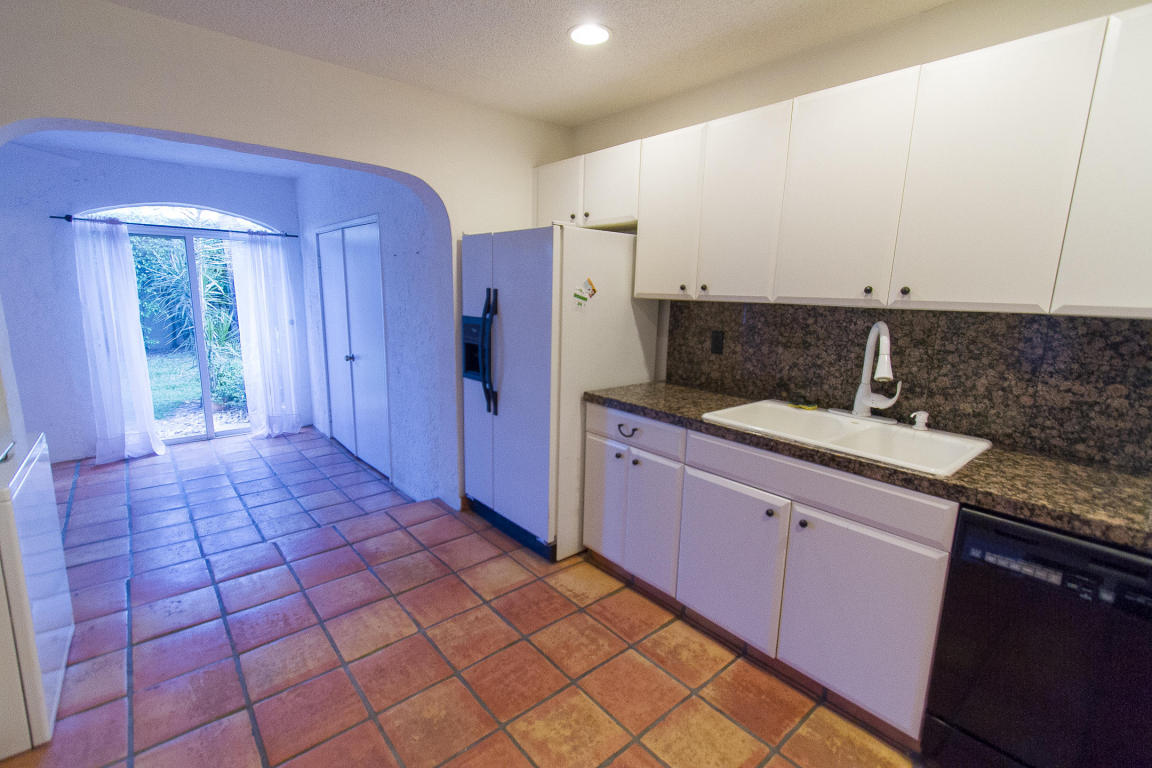 6522 Via Regina, Boca Raton, FL 33433