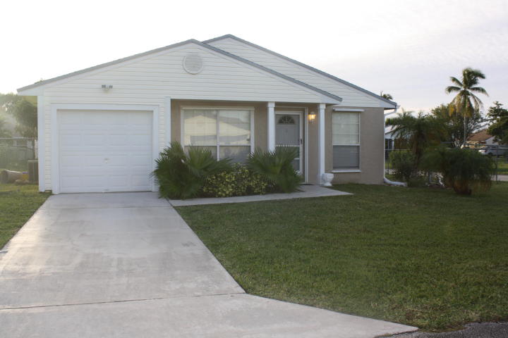 2326 New Coach Way, Boca Raton, FL 33433