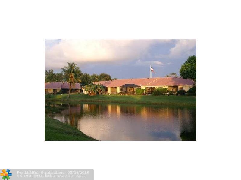 6802 Bridlewood Ct, Boca Raton, FL 33433
