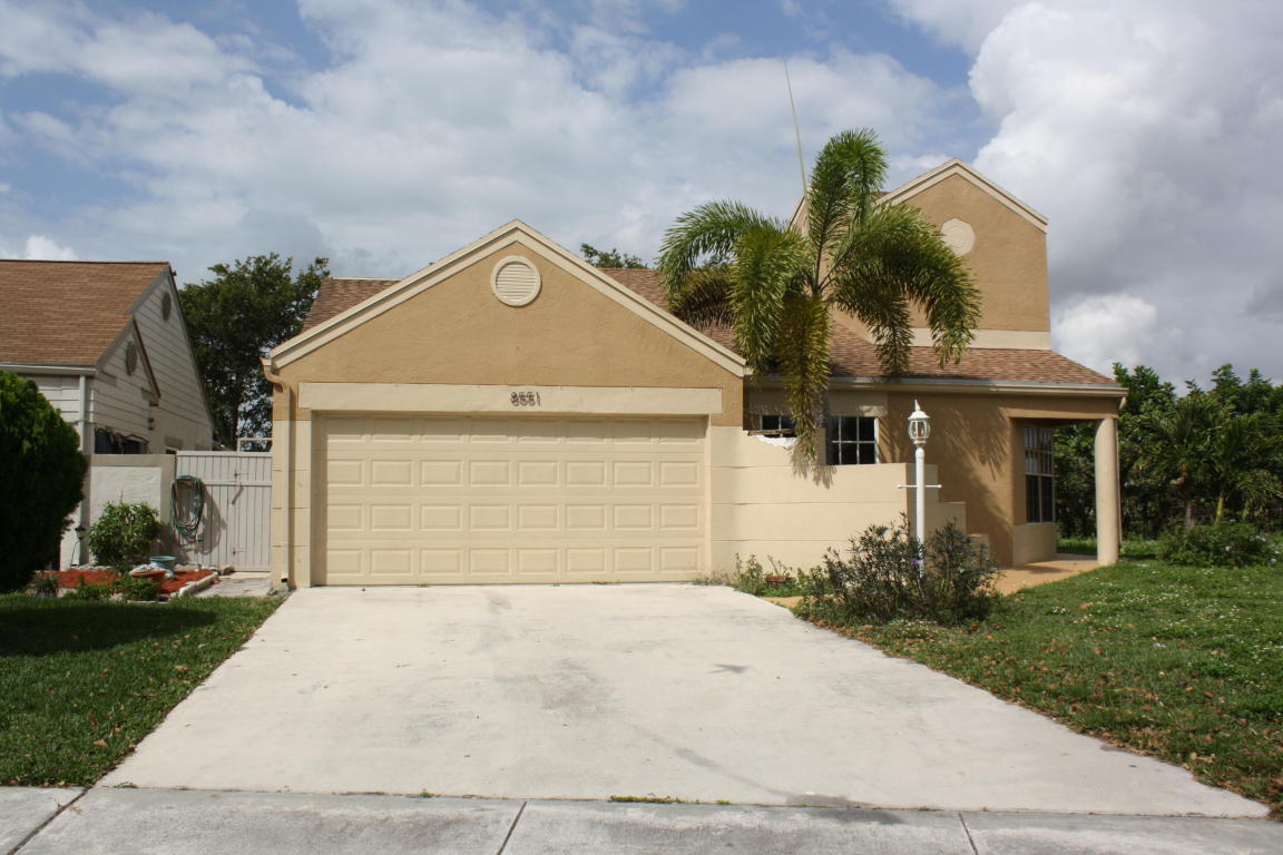 8551 DYNASTY DR, Boca Raton, FL 33433