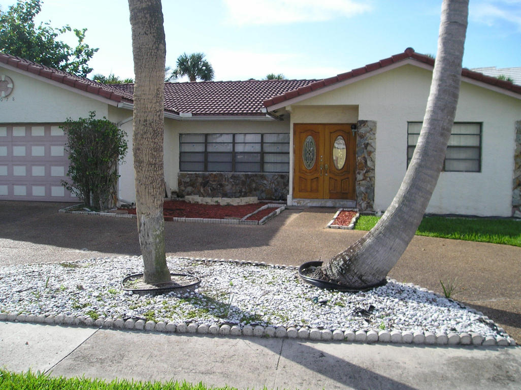 6078 Woodbury Road, Boca Raton, FL 33433