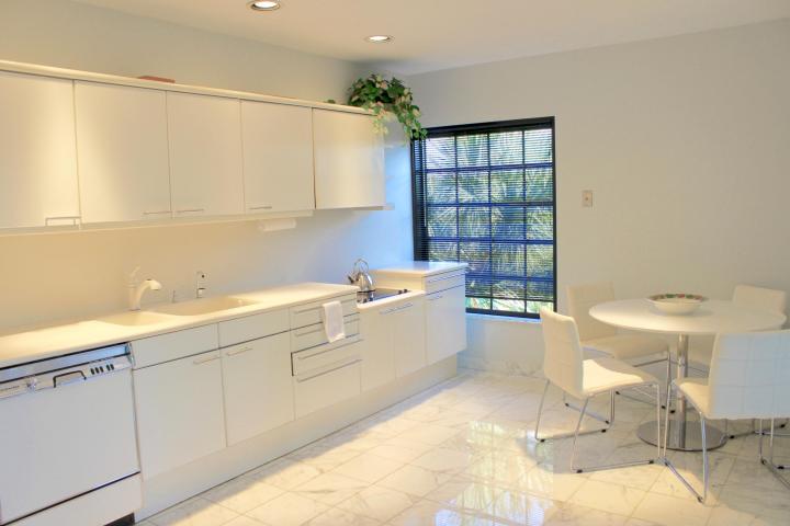 7369 Orangewood Lane Unit 307, Boca Raton, FL 33433