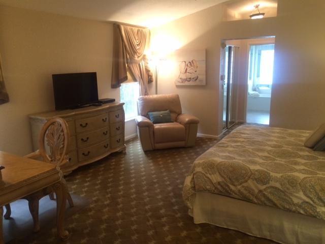 6450 Brava Way, Boca Raton, FL 33433