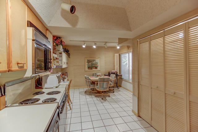 7369 Orangewood Lane, Boca Raton, FL 33433