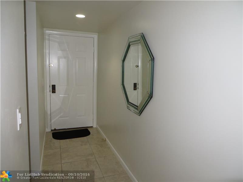 6217 Balboa 205, Boca Raton, FL 33433