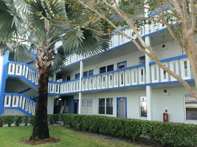 1044 Lincoln C, Boca Raton, FL 33434