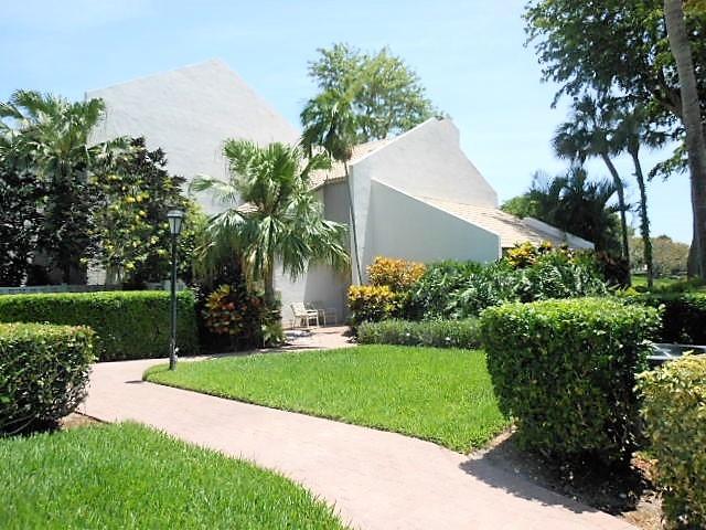 706 Bridgewood Drive, Boca Raton, FL 33434