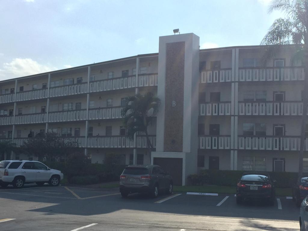2022 Hythe B, Boca Raton, FL 33434