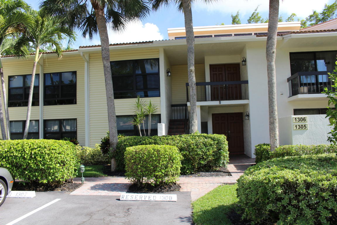 6748 Willow Wood Drive, Boca Raton, FL 33434