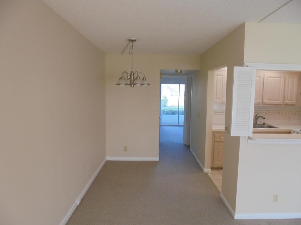 218 Fanshaw F, Boca Raton, FL 33434