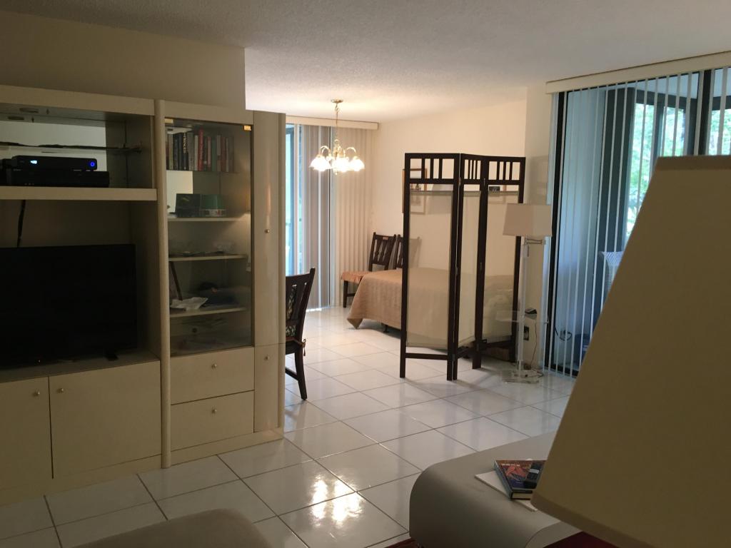 7835 Lakeside Boulevard, Boca Raton, FL 33434