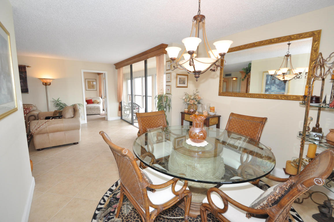 7768 Lakeside Boulevard, Boca Raton, FL 33434