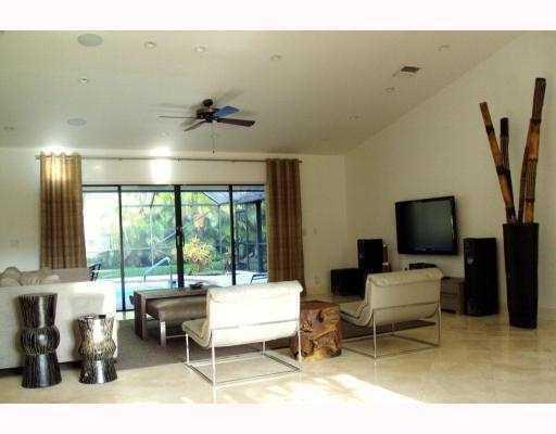 2899 NW 26th Avenue, Boca Raton, FL 33434