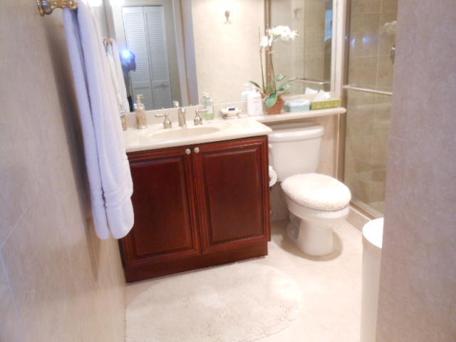 7819 Lakeside Boulevard, Boca Raton, FL 33434