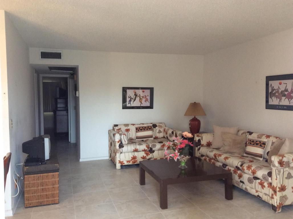 3058 Cornwall C, Boca Raton, FL 33434