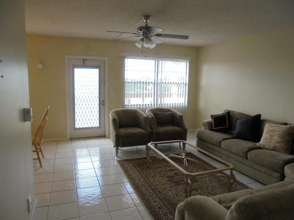 4097 Cornwall E, Boca Raton, FL 33434
