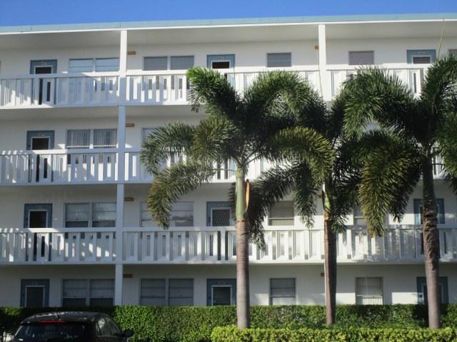 2069 Exeter, Boca Raton, FL 33434