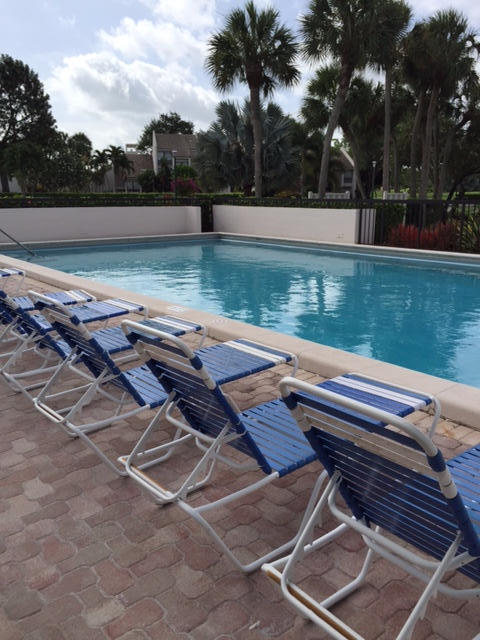 1006 Bridgewood Place, Boca Raton, FL 33434