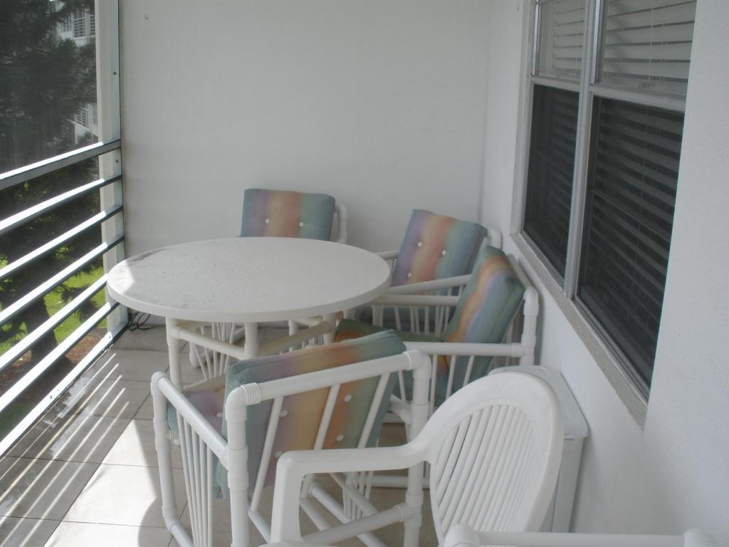 3065 Ainslie D, Boca Raton, FL 33434