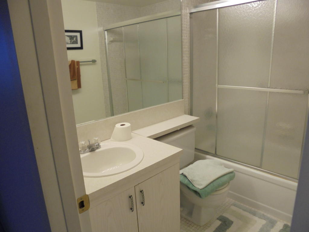3046 Cornwall C, Boca Raton, FL 33434