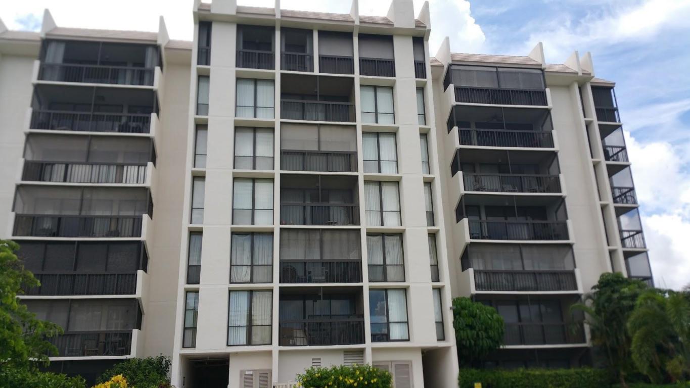1946 Bridgewood Drive, Boca Raton, FL 33434