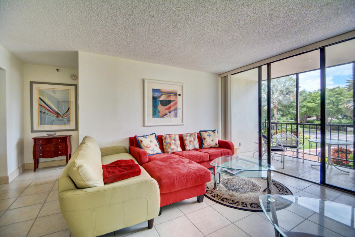 6895 Willow Wood Drive, Boca Raton, FL 33434