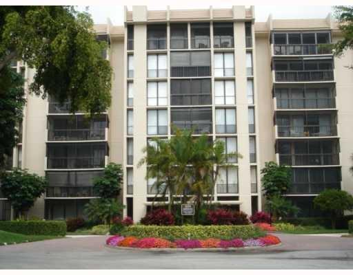 7819 Lakeside Boulevard, Boca Raton, FL 33434