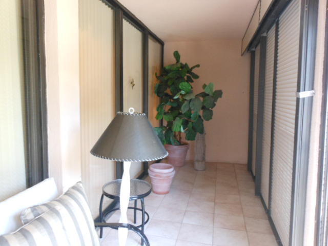 7819 Lakeside Boulevard, Boca Raton, FL 33434