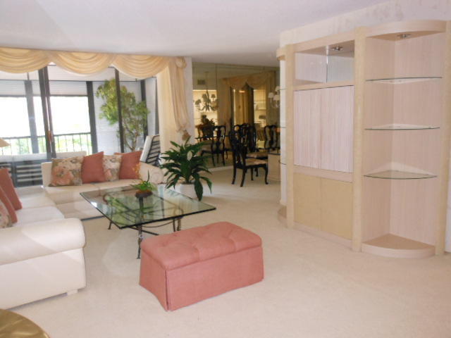 7819 Lakeside Boulevard, Boca Raton, FL 33434