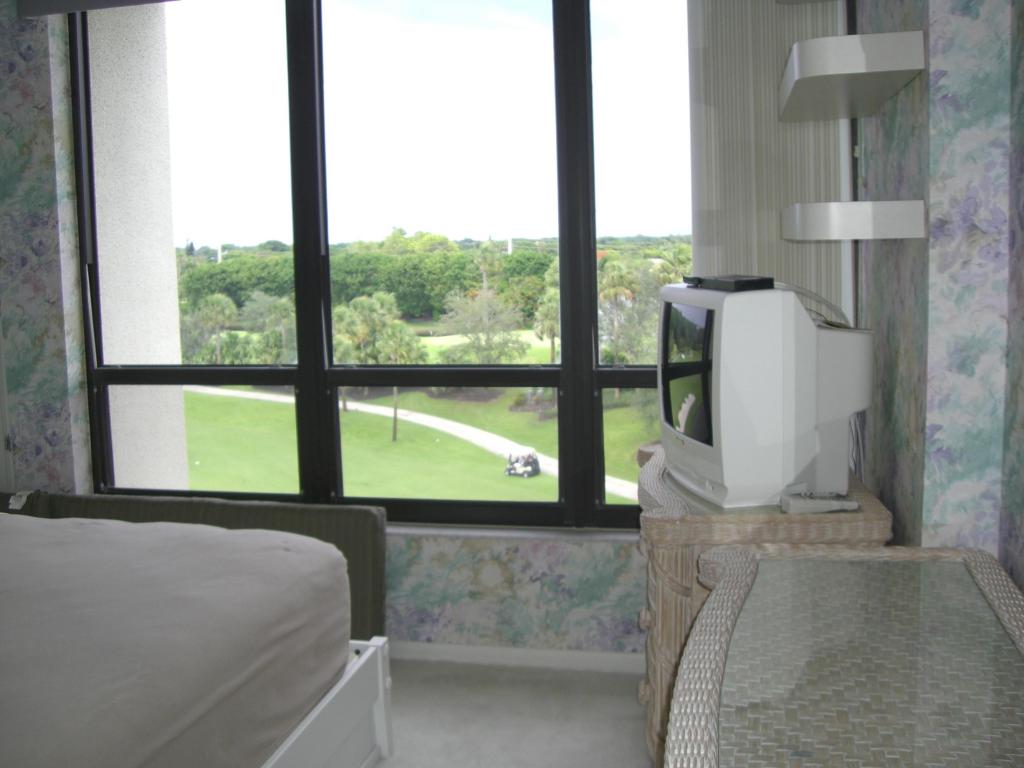 6797 Willow Wood Drive, Boca Raton, FL 33434