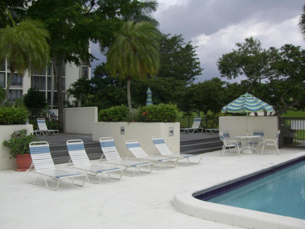 6797 Willow Wood Drive, Boca Raton, FL 33434