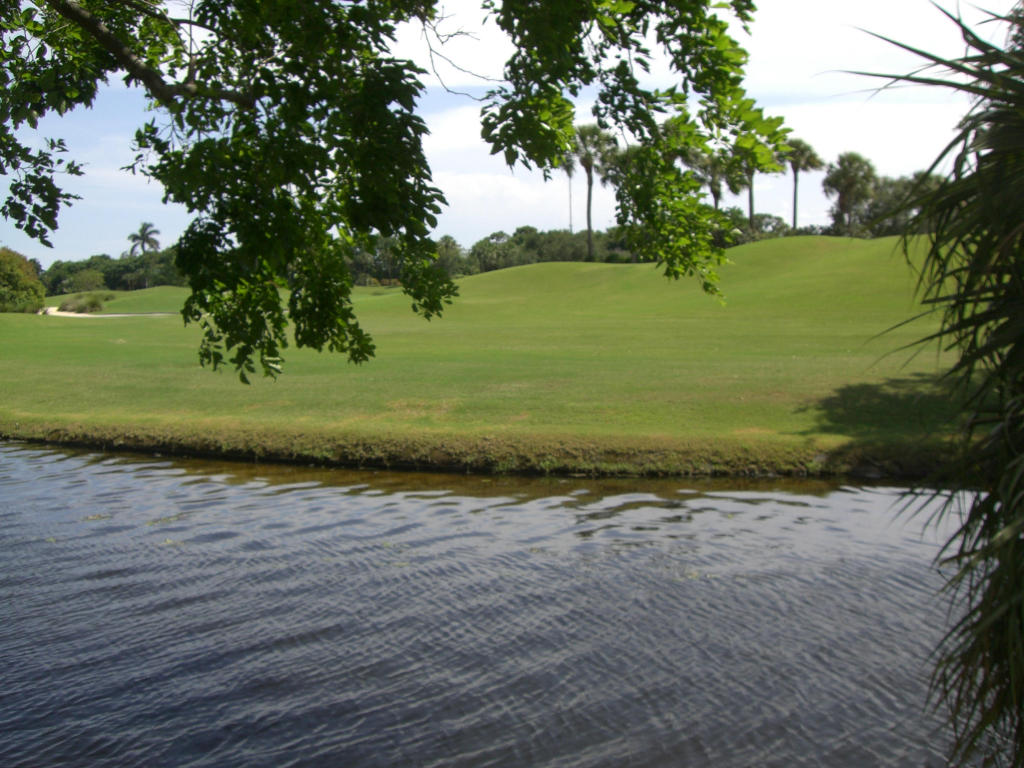 7802 Lakeside Boulevard, Boca Raton, FL 33434