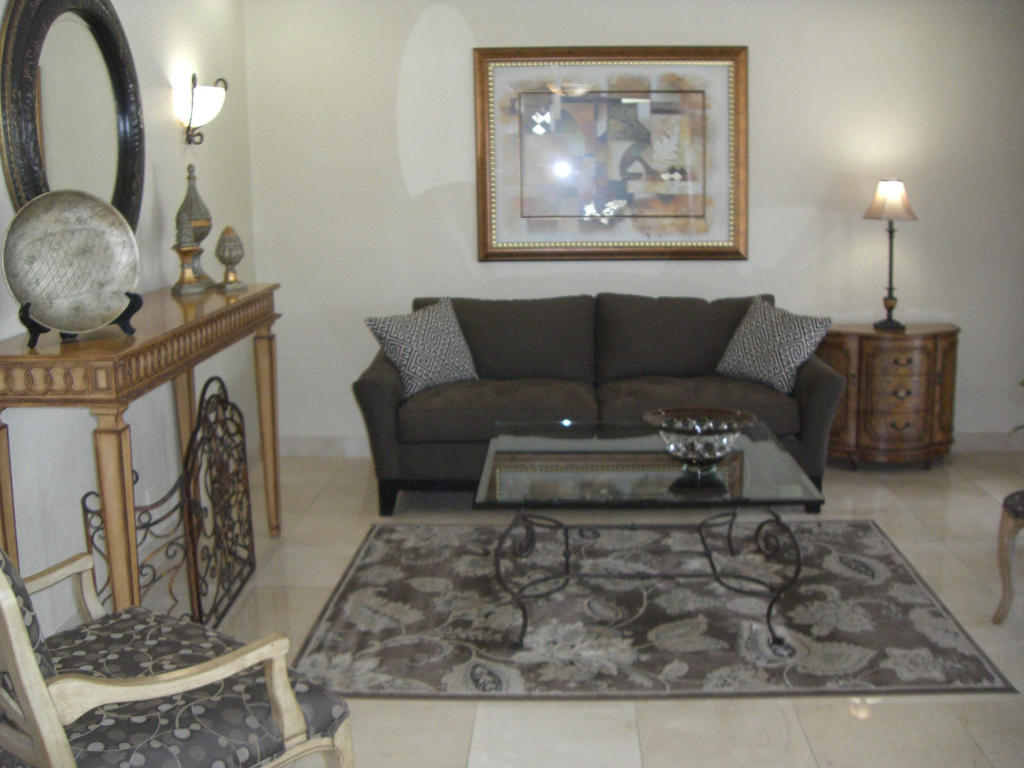 7802 Lakeside Boulevard, Boca Raton, FL 33434