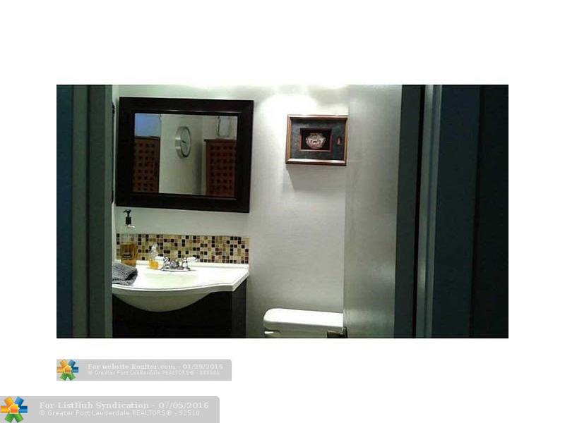 255 Fanshaw G 255, Boca Raton, FL 33434