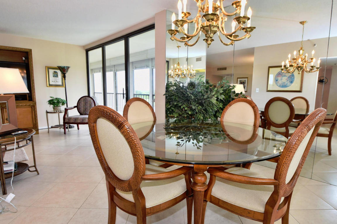 7786 Lakeside Boulevard, Boca Raton, FL 33434