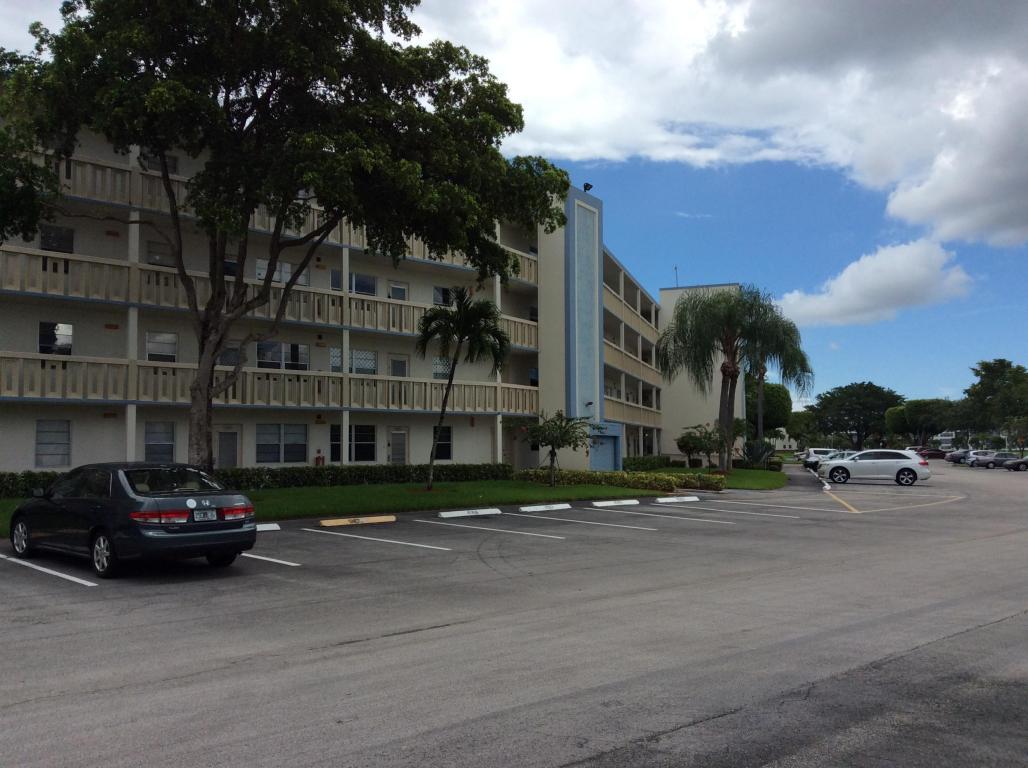 2064 Ainslie D, Boca Raton, FL 33434