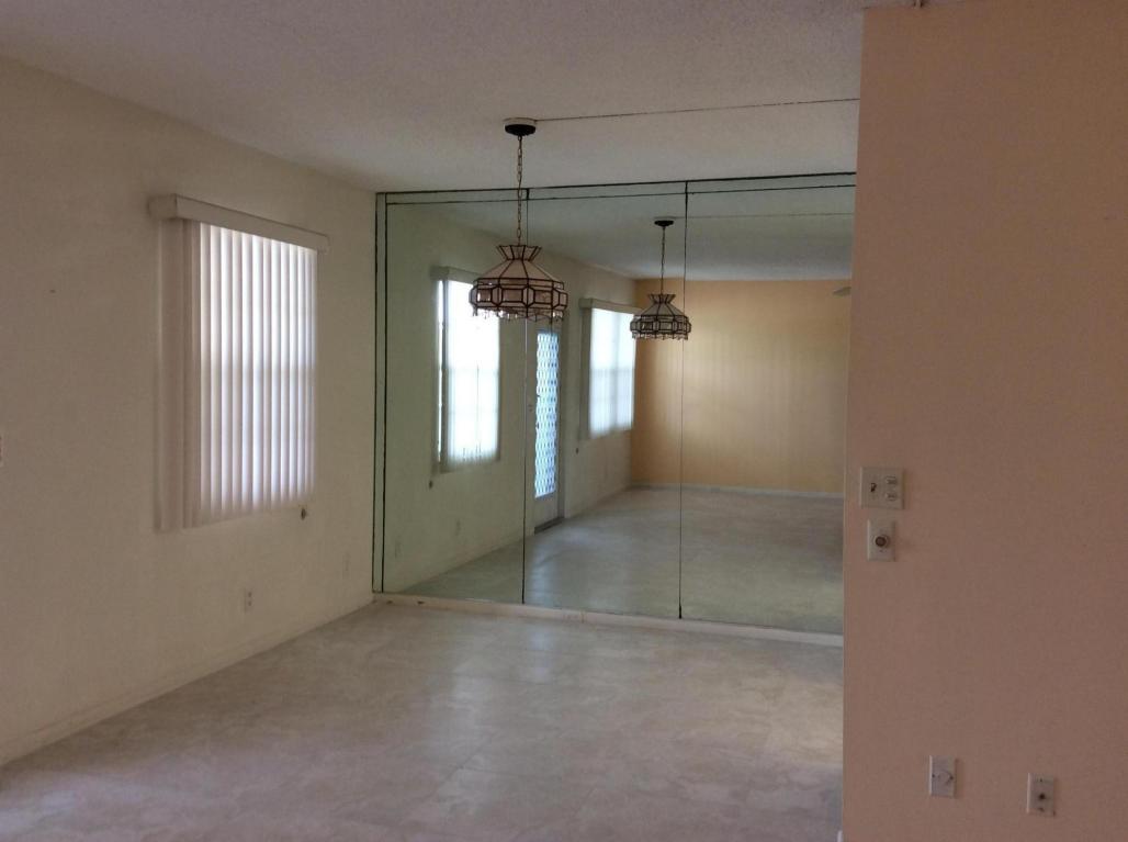 2064 Ainslie D, Boca Raton, FL 33434