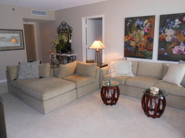6815 Willow Wood Drive, Boca Raton, FL 33434