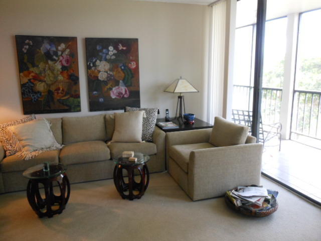 6815 Willow Wood Drive, Boca Raton, FL 33434