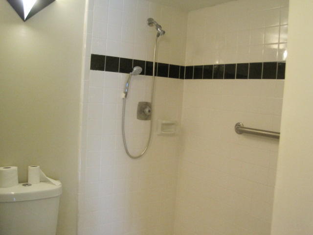 1044 Hythe C, Boca Raton, FL 33434